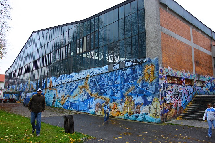 img00004.jpg