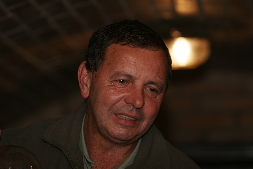 img00011.jpg