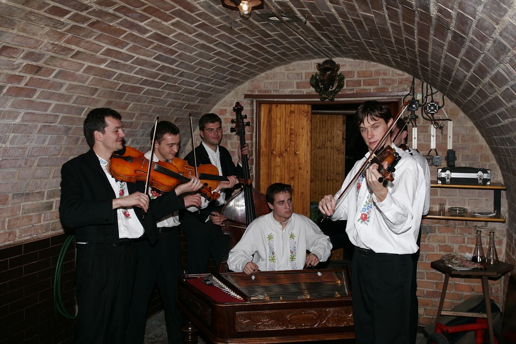 img00012.jpg