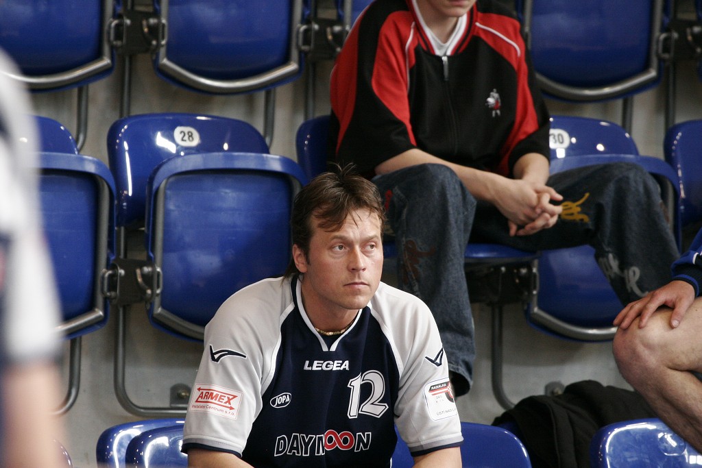 img00107.jpg